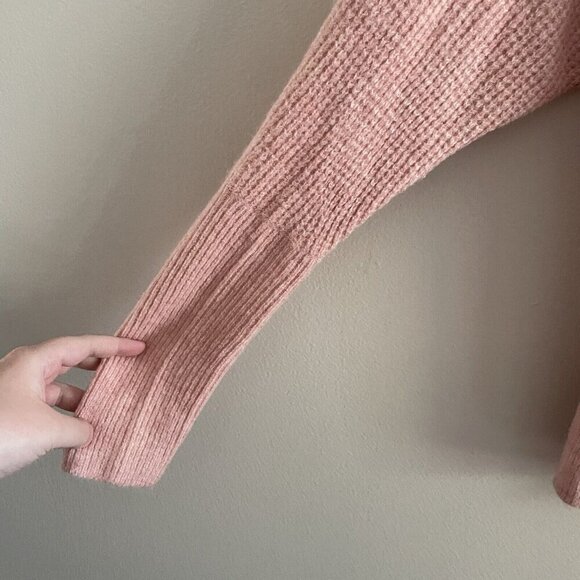 Express Women S Light Pink Waffle Knit Thermal Wedge Turtleneck Sweater NWT - Picture 4 of 11